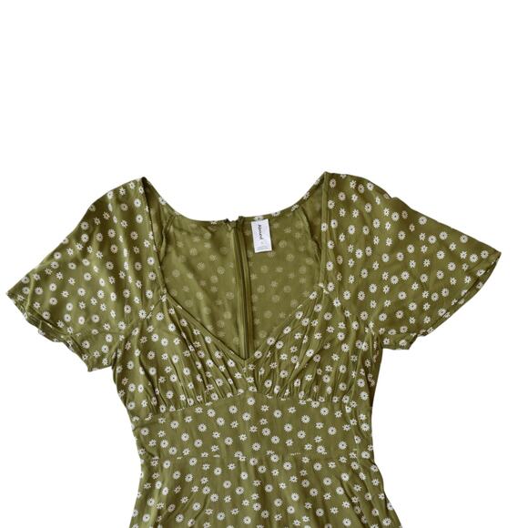 Abound Olive Green Daisy Floral V-Neck Summer Skater Mini Dress Size Small - Picture 3 of 7